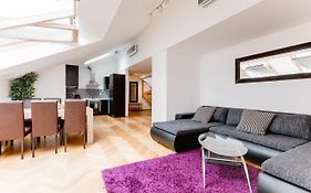 Jt'S Apartments Bilkova Str.